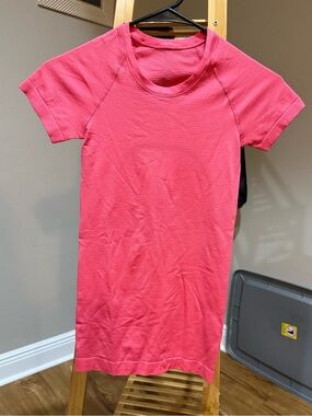 Lululemon Swiftly Tee, Long Size 0
